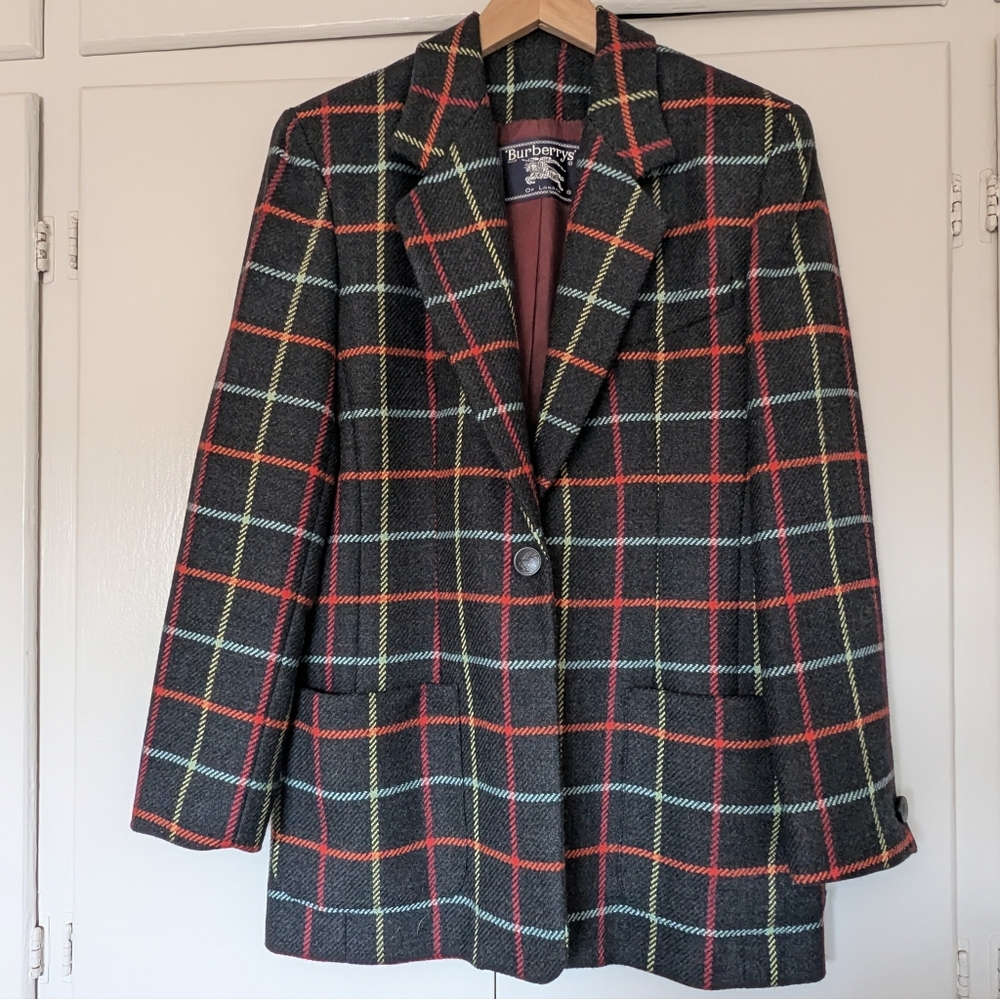 Size 10 Women's Burberry 's Of London Vintage 100% Wool Coat Blazer